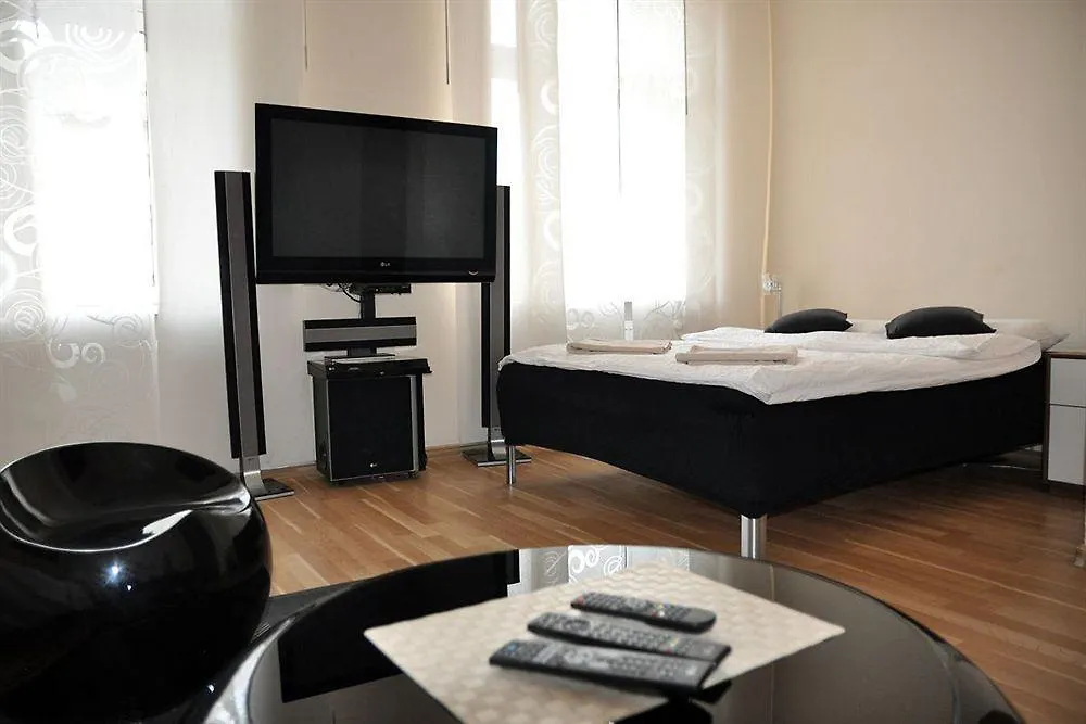 Rainbow Apartments Szeroka Krakow 3*,